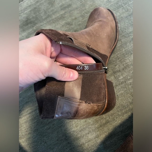 Antelope Brown leather Heeled Booties Red Buckle 38 / 7-7.5 - Picture 7 of 7